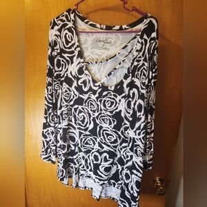 Torrid Black and White Graphic Asymmetrical Blouse